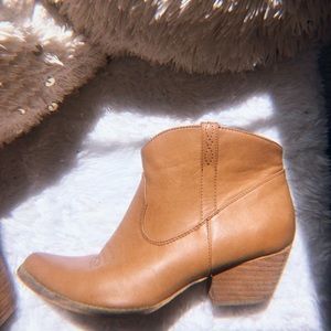Very Volatile Ankle | Boots
